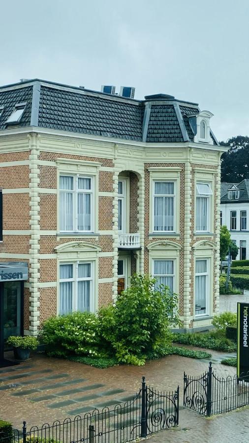 Bij De Rode Deur Bed & Breakfast Мепел Екстериор снимка