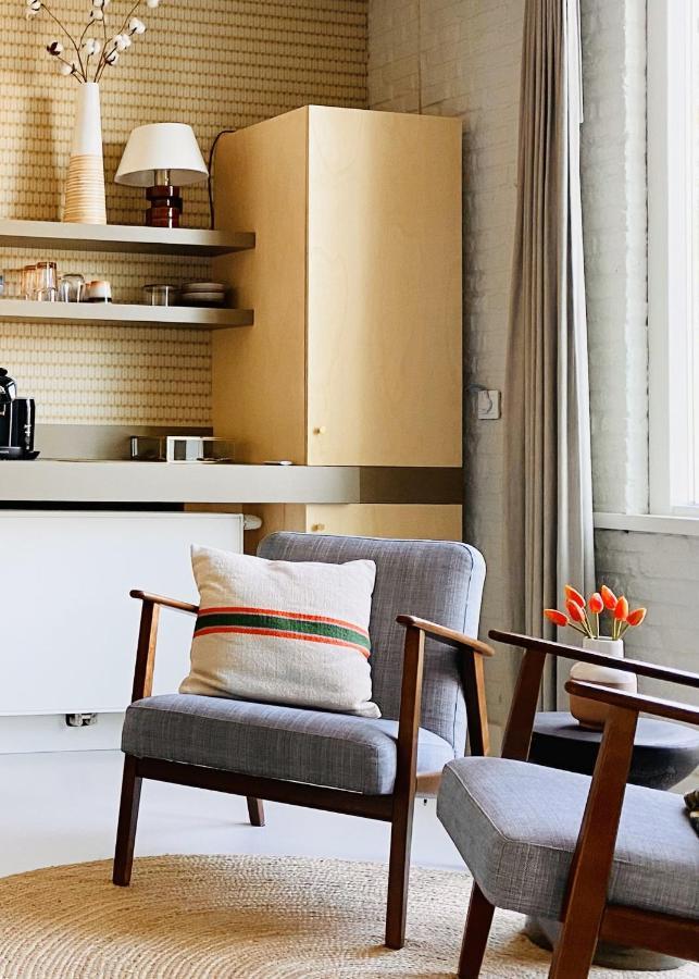 Bij De Rode Deur Bed & Breakfast Мепел Екстериор снимка