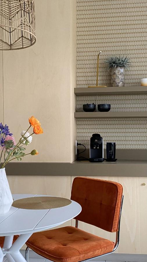 Bij De Rode Deur Bed & Breakfast Мепел Екстериор снимка